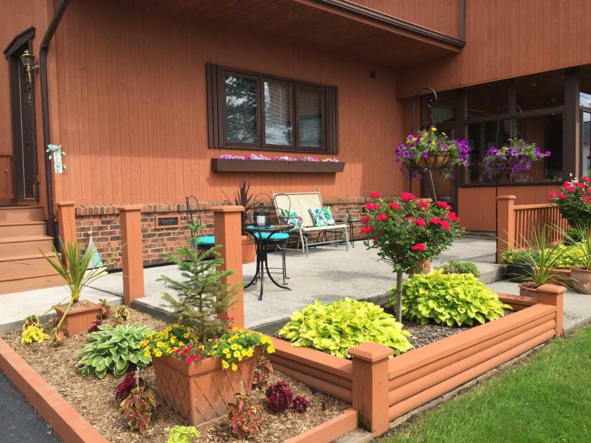 Serenity On The Lake Auburn Exterior foto